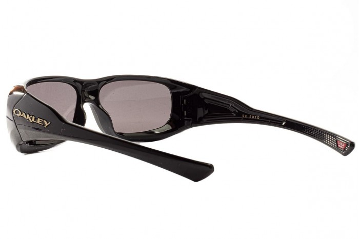 OAKLEYサングラス デソート OO9494-0159 ブラック